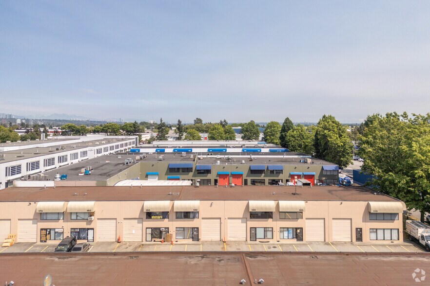12815 Clarke Pl, Richmond, BC à louer - Aérien – Image 3 sur 3