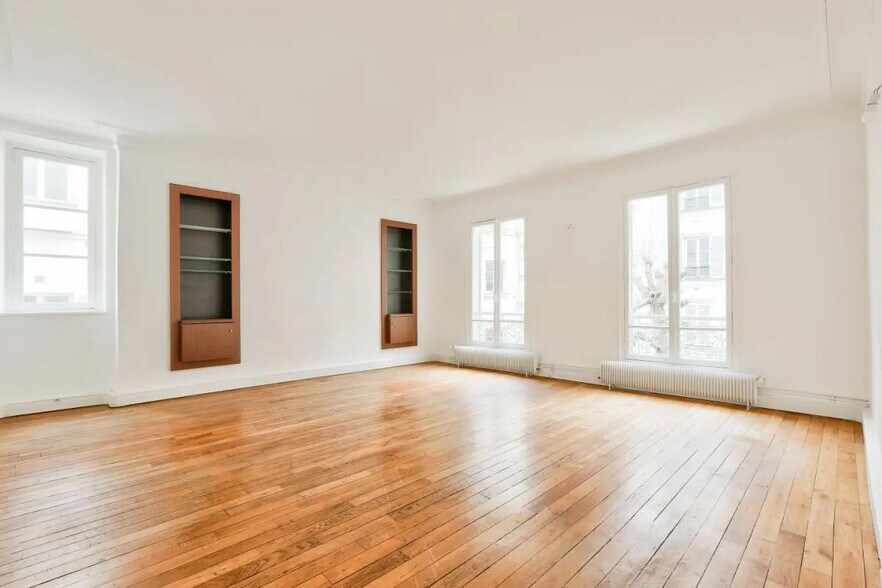 Bureau dans Paris à louer - Photo de l’immeuble – Image 2 sur 9
