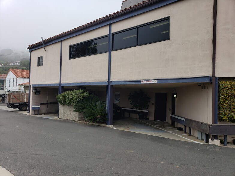16 Miraleste Plz, Rancho Palos Verdes, CA à louer - Photo de l’immeuble – Image 2 sur 2