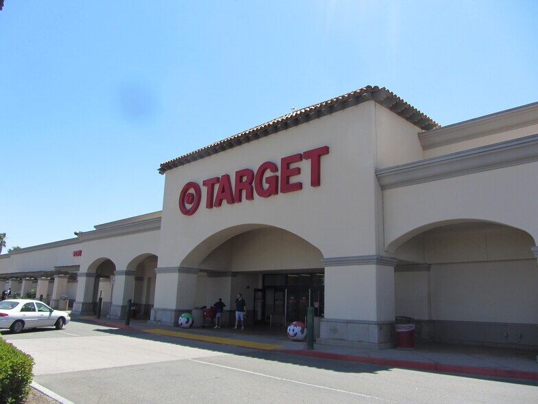 309-351 W Ventura Blvd, Camarillo, CA à louer - Photo principale – Image 1 sur 8