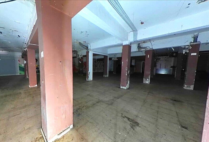 View Photo