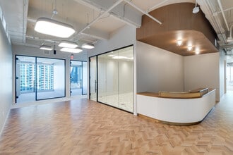 2323 Victory Ave, Dallas, TX à louer Photo intérieure– Image 2 sur 5