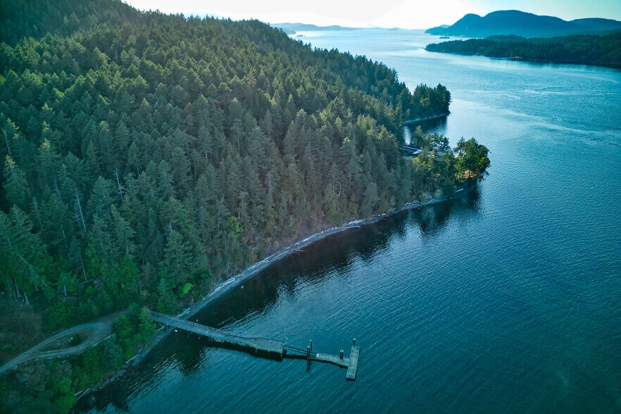 3200 Clam Bay Rd, Pender Island, BC à vendre - Aérien – Image 3 sur 38