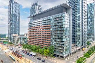 Plus de détails pour 4000 Spadina Ave, Toronto, ON - Local commercial à louer
