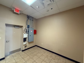 9120 North Fwy Pky, Fort Worth, TX à louer Photo intérieure– Image 1 sur 13