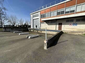 Plus de détails pour Local d’activités à vendre