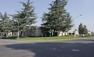 Plus de détails pour 481-491 Laurelwood Rd, Santa Clara, CA - Industriel/Logistique à louer