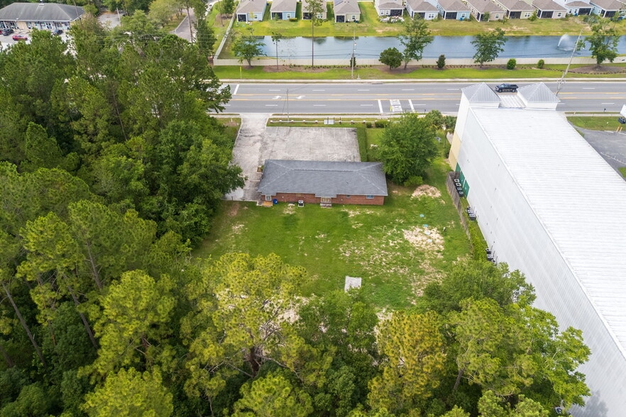 2214 Dunn Ave, Jacksonville, FL à vendre - Photo de l’immeuble – Image 3 sur 15