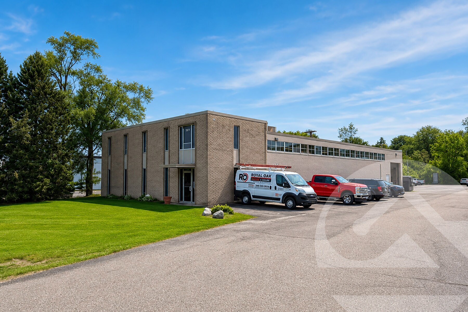 2071 Stephenson Hwy, Troy, MI à vendre Photo principale– Image 1 sur 2