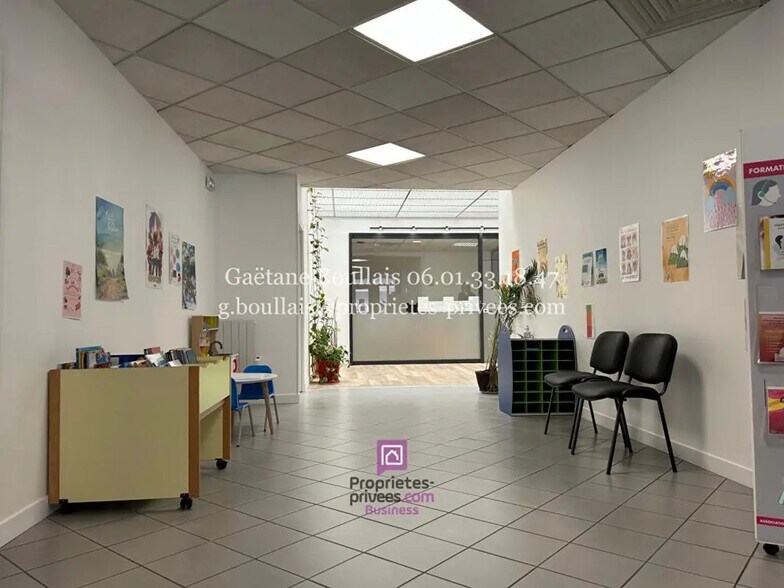 Bureau dans Lisieux à vendre - Photo intérieure – Image 1 sur 18