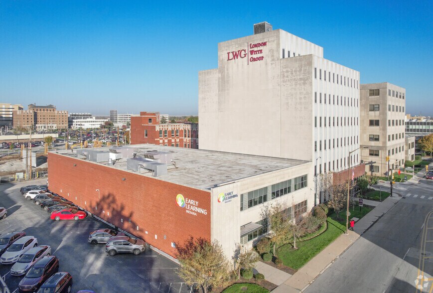 1776 N Meridian St, Indianapolis, IN à louer - Photo de l’immeuble – Image 2 sur 5