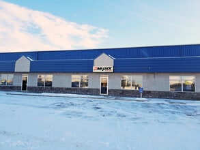 7609 42nd St, Leduc, AB à louer Photo intérieure– Image 2 sur 10