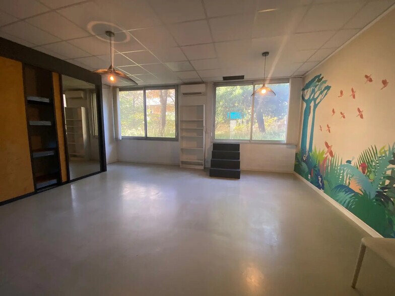 Bureau dans Marseille à vendre - Photo intérieure – Image 3 sur 6