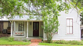 Plus de détails pour 7 N Main St, Salado, TX - Local d'activités à louer