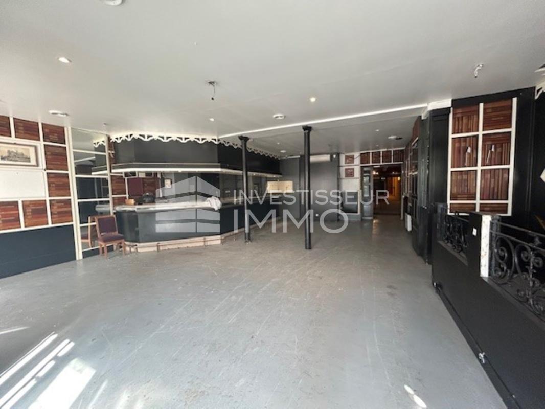 Local commercial dans Saint Denis à vendre Photo intérieure– Image 1 sur 10