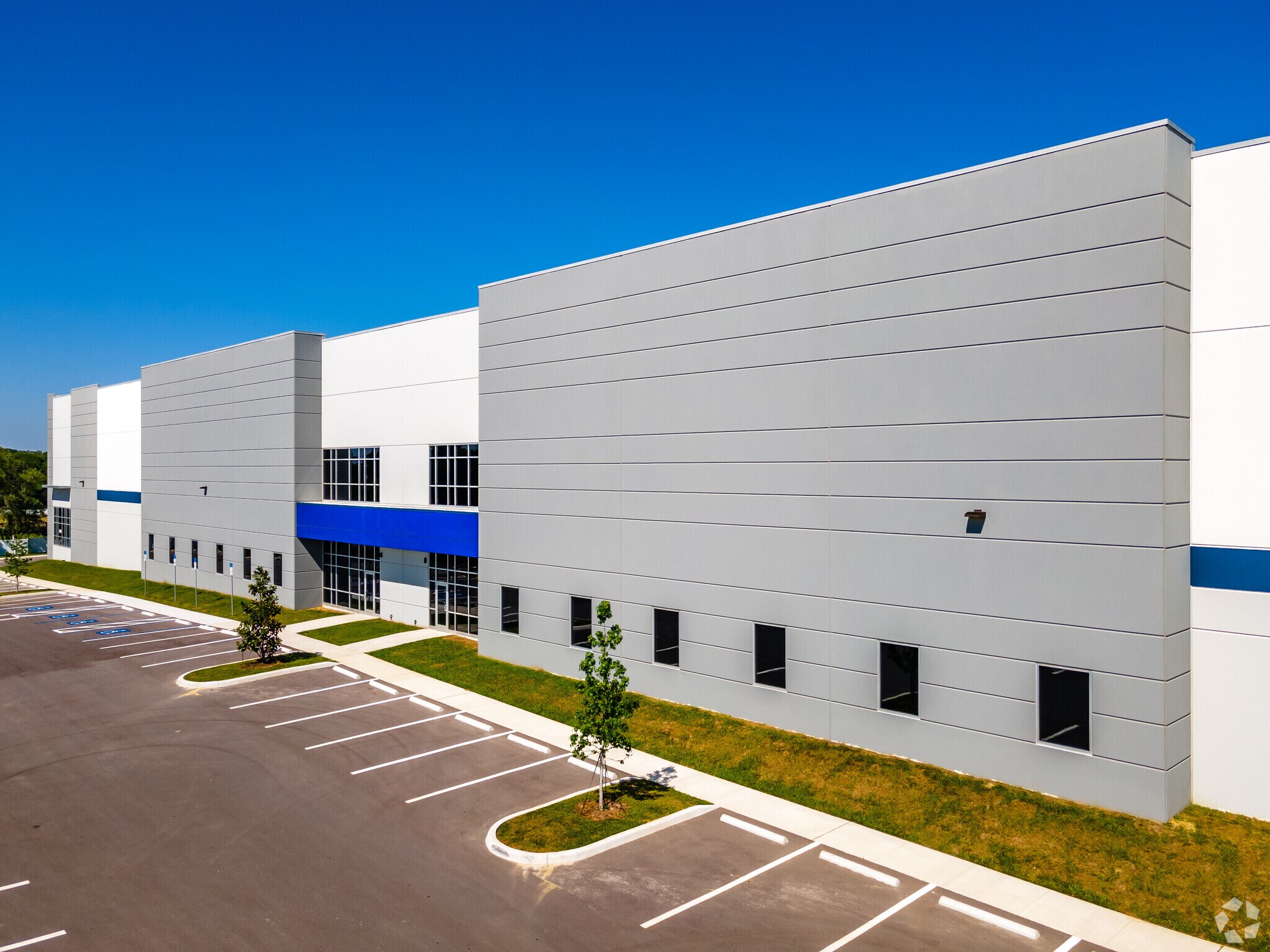 6337 Mango Rd, Seffner, FL à louer Photo de l’immeuble– Image 1 sur 18