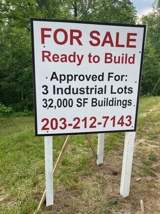 Plus de détails pour 0 Kennedy Dr, Torrington, CT - Terrain à vendre