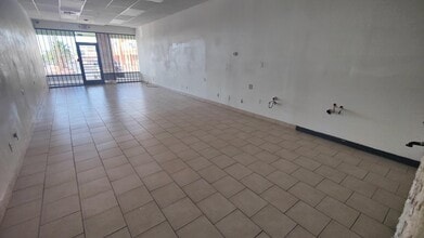 724 S Boulder Hwy, Henderson, NV à louer Photo intérieure– Image 1 sur 3