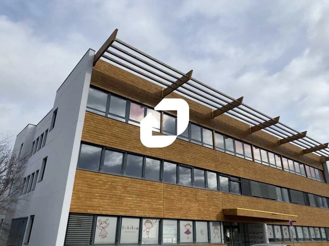 Bureau dans Saint-Priest à louer Photo de l’immeuble– Image 1 sur 10