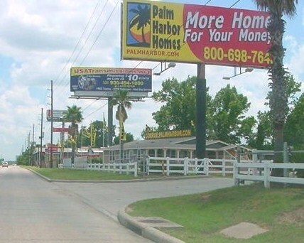 15396 I-45, Conroe, TX à louer - Photo de l’immeuble – Image 2 sur 5