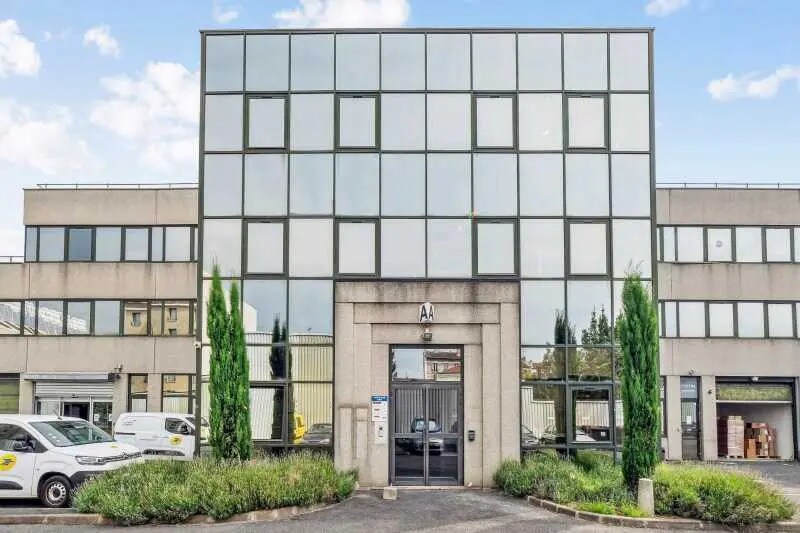94/96 Rue Victor Hugo, Ivry-sur-Seine à louer - Photo de l’immeuble – Image 1 sur 25