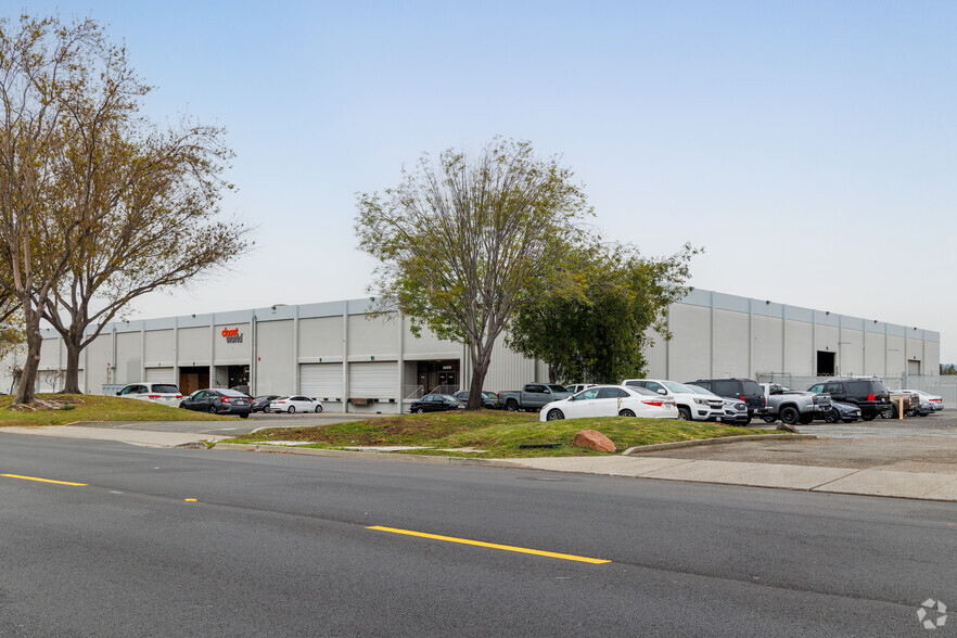 20456-20470 Corsair Blvd, Hayward, CA à louer - Photo de l’immeuble – Image 1 sur 6