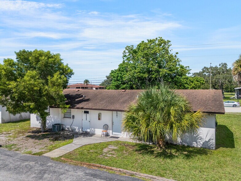 5518 25th St W, Bradenton, FL à vendre - Photo de l’immeuble – Image 3 sur 16