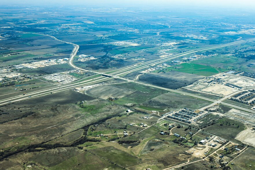 NW Corner of 130 & University hwy, Georgetown, TX à vendre - Photo de l’immeuble – Image 2 sur 5