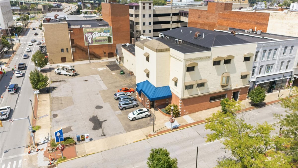 515 Market St, Parkersburg, WV à vendre Photo de l’immeuble– Image 1 sur 22