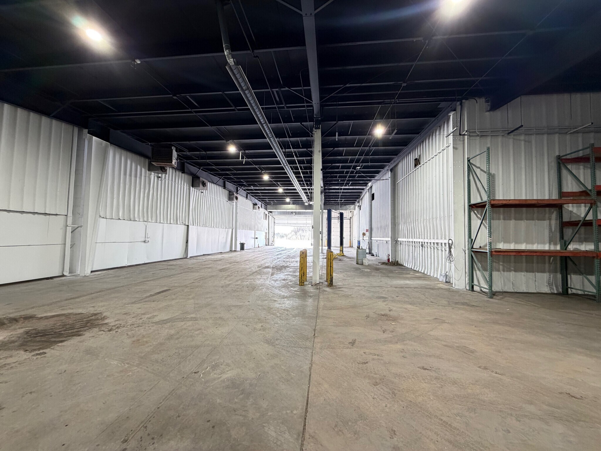 923 E Michigan Ave, Battle Creek, MI à louer Photo de l’immeuble– Image 1 sur 7