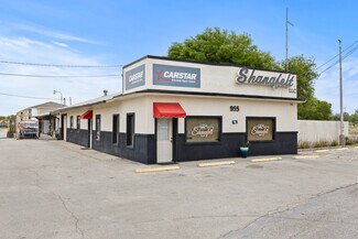 Plus de détails pour 955 W Kingsbury St, Seguin, TX - Local commercial à vendre