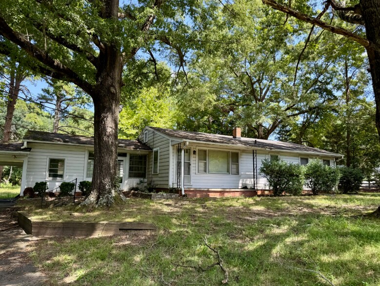 2839 US 70 Hwy, Durham, NC à vendre - Photo de l’immeuble – Image 3 sur 4