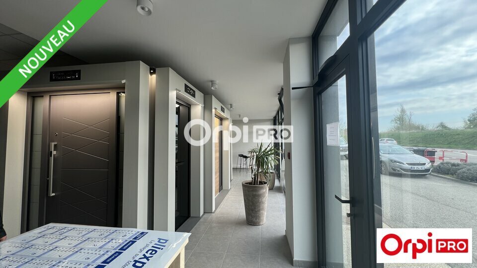 Bureau dans Bourg-lès-Valence à louer - Hall d’entrée – Image 2 sur 4