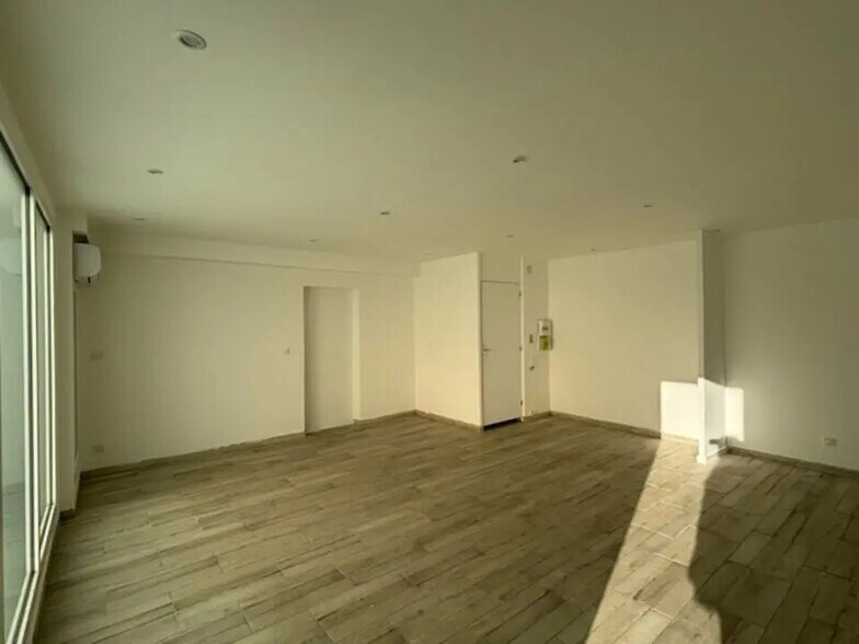 Local commercial dans Fos-sur-Mer à louer - Photo intérieure – Image 3 sur 5