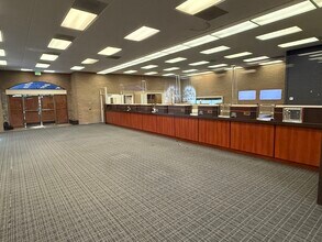 1800 Arden Way, Sacramento, CA à louer Photo intérieure– Image 1 sur 11