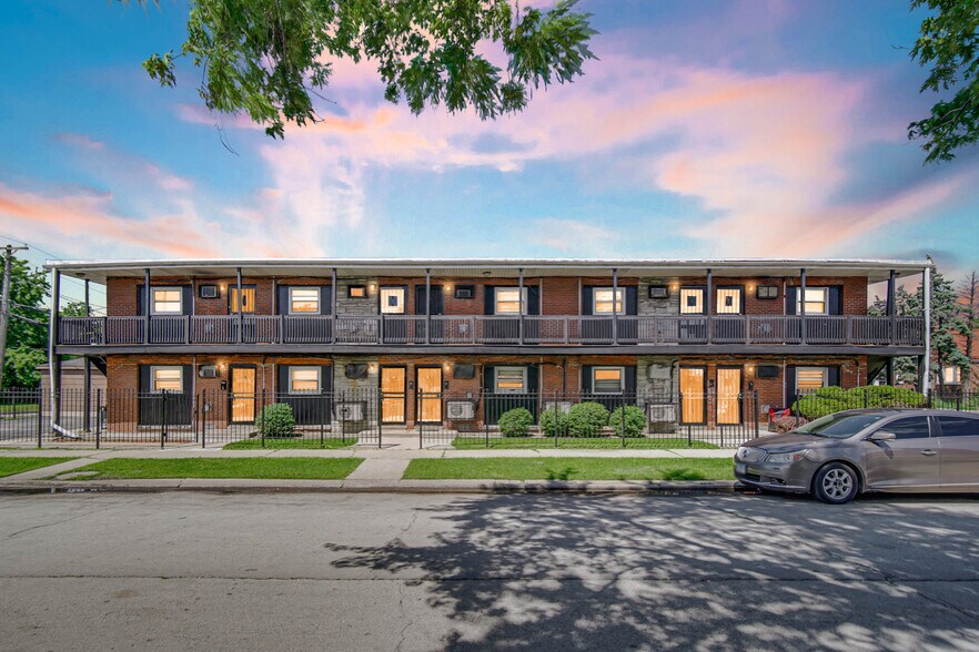184 W 147th St, Harvey, IL à vendre - Photo de l’immeuble – Image 2 sur 19