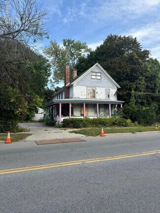 Plus de détails pour 137 Ridge St, Glens Falls, NY - Local commercial à vendre