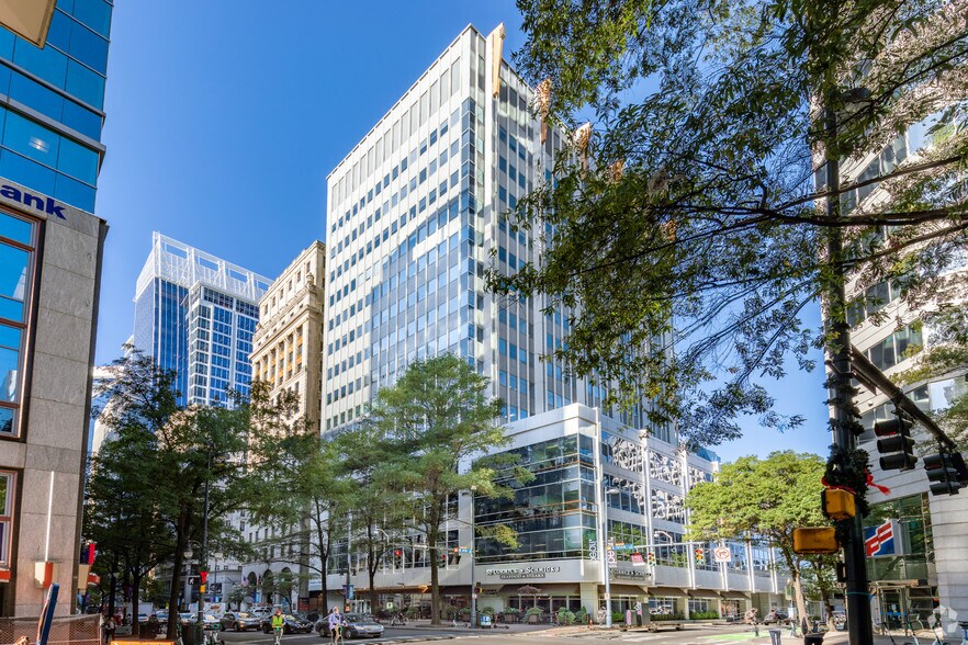 200 S Tryon St, Charlotte, NC à louer - Photo de l’immeuble – Image 2 sur 21