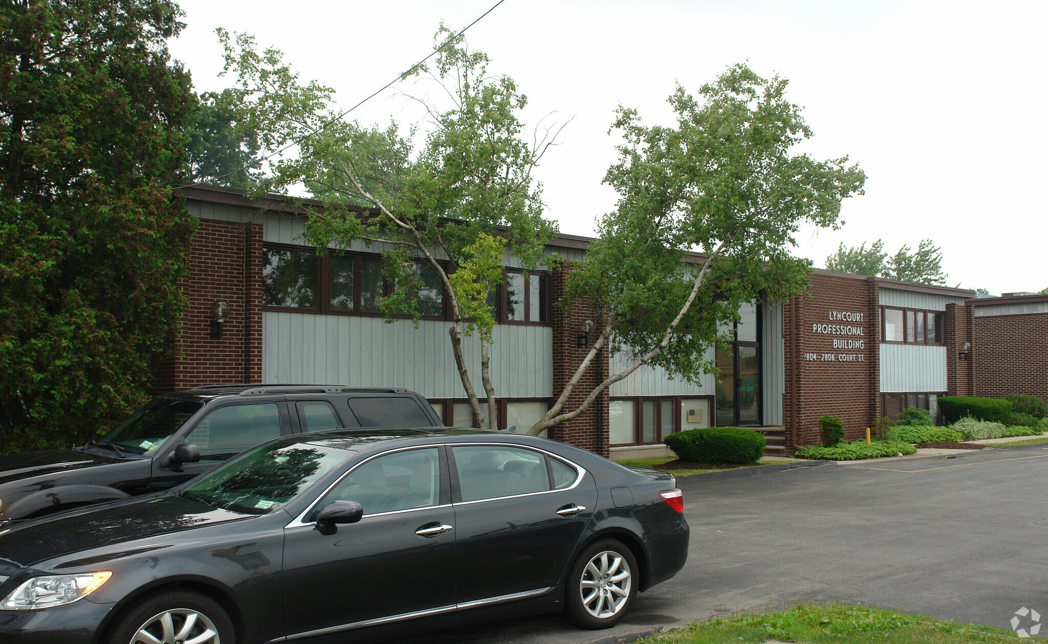2804 Court St, Syracuse, NY à vendre Photo principale– Image 1 sur 11