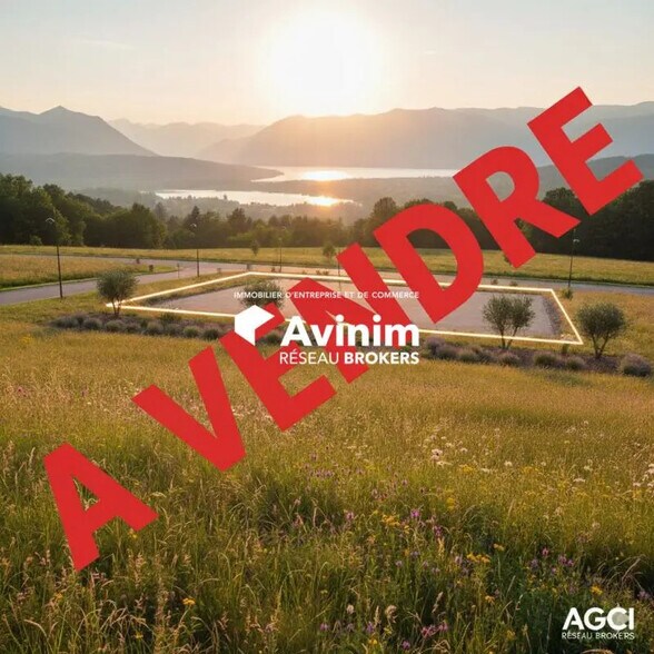 Terrain dans Saint-Sulpice à vendre - Aérien – Image 2 sur 2