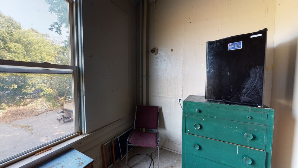 108 Henry St, Binghamton, NY à vendre - Numérisation 3D Matterport – Image 3 sur 20