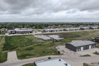 Plus de détails pour 000 Sales Dr, Waxahachie, TX - Industriel/Logistique à louer