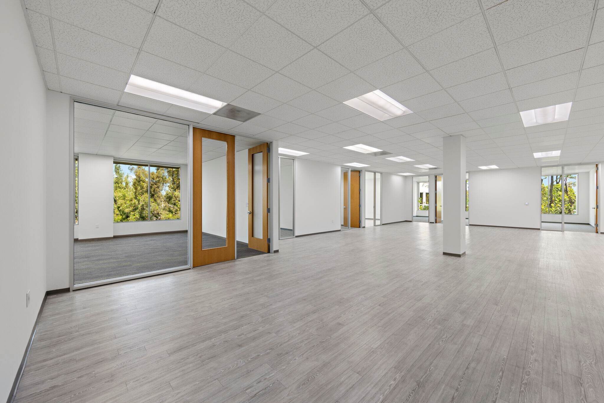 7525 Irvine Center Dr, Irvine, CA à louer Photo intérieure– Image 1 sur 9