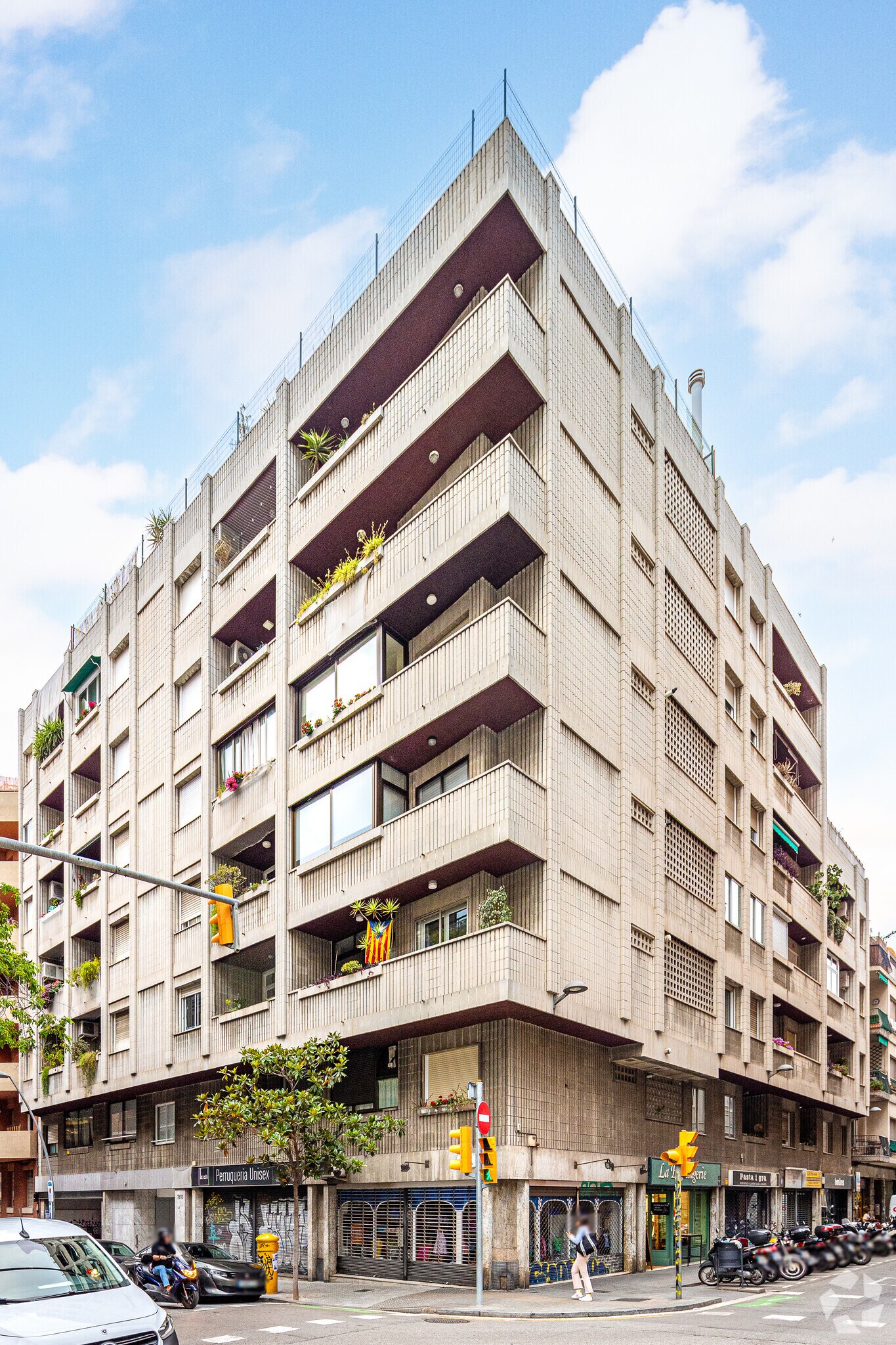 Local commercial dans Barcelone, Barcelona à louer Photo principale– Image 1 sur 2