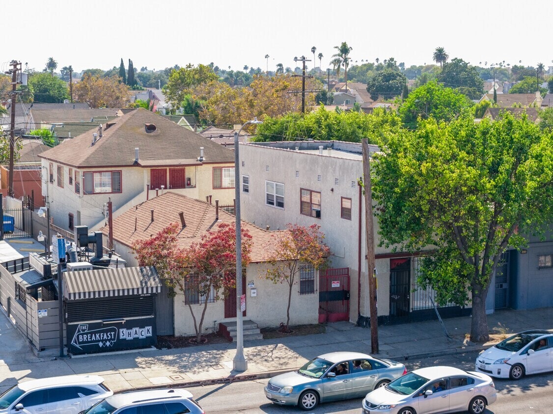 1412 W Florence Ave, Los Angeles, CA à louer Photo intérieure– Image 1 sur 7