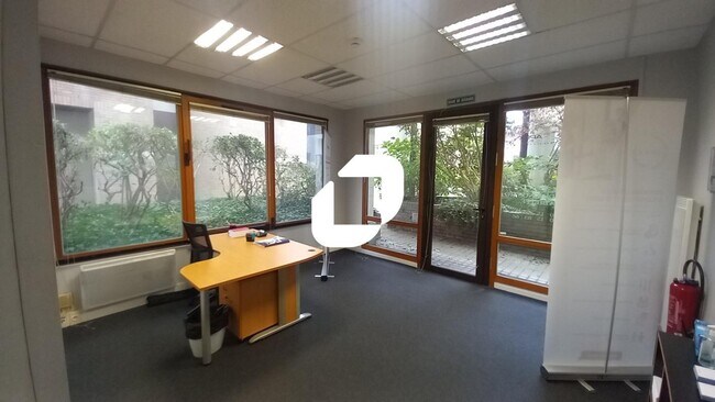 Plus de détails pour Bureau à louer