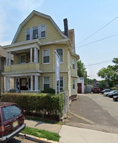504 Valley Rd, West Orange, NJ à vendre - Photo de l’immeuble – Image 2 sur 5