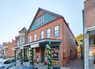 Plus de détails pour 214 E 1st St, Hermann, MO - Local commercial à vendre