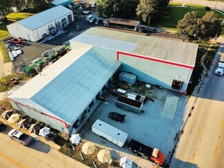 Plus de détails pour 107 Caroline St, Bloomington, IL - Industriel/Logistique à vendre