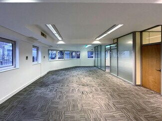 Plus de détails pour 153-157 Cleveland St, Londres - Bureau à louer